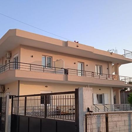 Villa Hysesani Vlorë 外观 照片