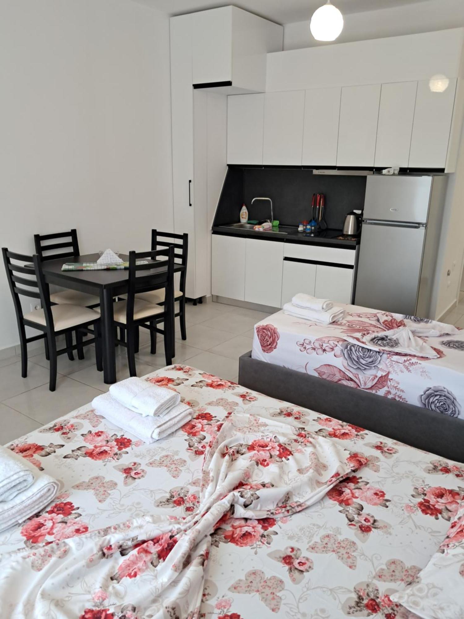 Villa Hysesani Vlorë 外观 照片